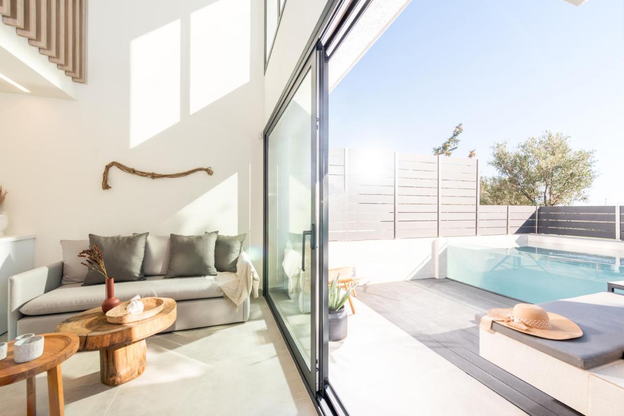 Serene Seafront Villas Néa Iráklia Exterior foto